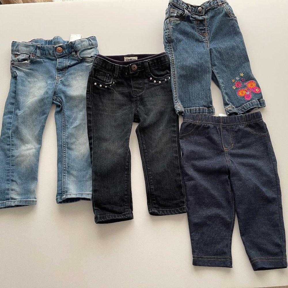 Lot of 4 baby jeans in great condition! 6mo - 12mo Oshkosh, &DENIM...